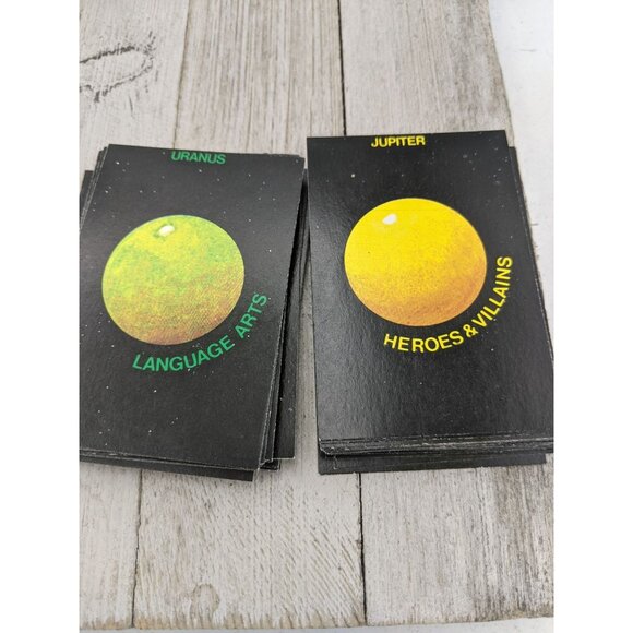 Trivia Adventure Board Game REPLACEMENT 2000 General Knowledge & Planet Cards - Picture 6 of 9